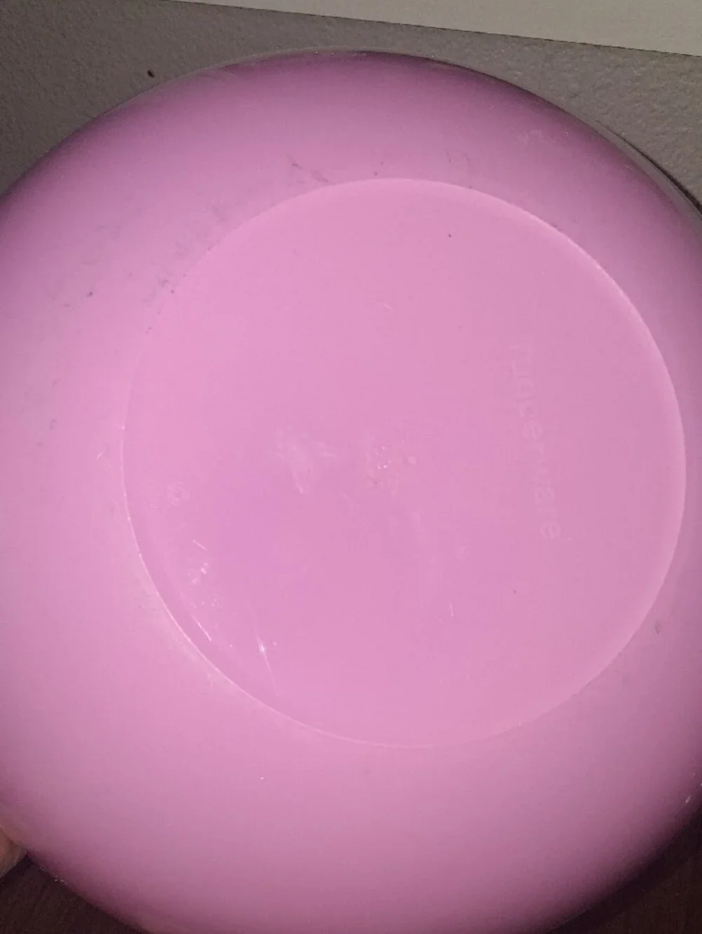 Pink Mixing Bowl with Lid - Durable Kitchen Bowl Tupperware 14 Liters